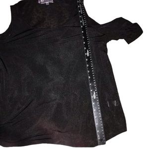 Jennifer Lopez size X-large black top short sleeve cold shoulder stretchy